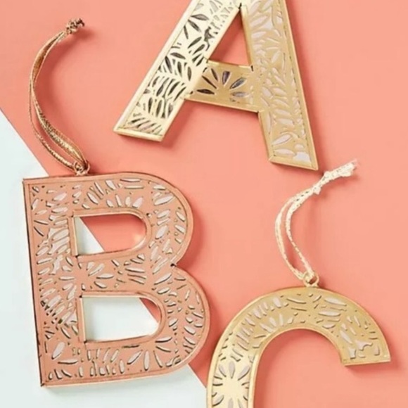 ❤️… Anthropologie Monogram Mirror B Christmas Ornaments - Picture 4 of 5